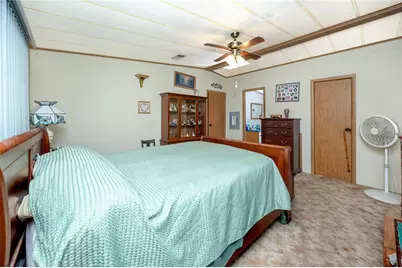 6821 Americana Drive NE #106, Saint Petersburg, FL 33702 - Photo 29
