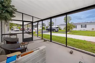 6821 Americana Dr NE, Saint Petersburg, FL 33702 - Photo 9