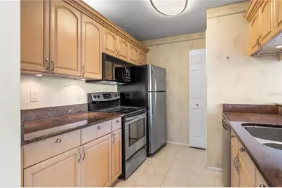 428 Moorings Cove Drive #7F, Tarpon Springs, FL 34689 - Photo 17