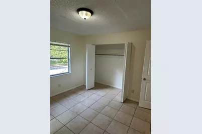 9406 N Hartts Drive, Tampa, FL 33617 - Photo 21