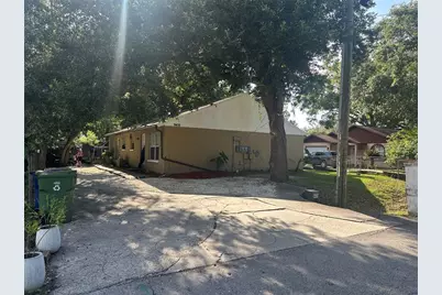 9406 N Hartts Drive, Tampa, FL 33617 - Photo 7