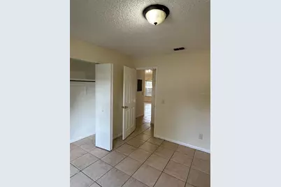 9406 N Hartts Drive, Tampa, FL 33617 - Photo 33