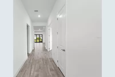 5006 Golden Shore Court, Lakewood Ranch, FL 34211 - Photo 7