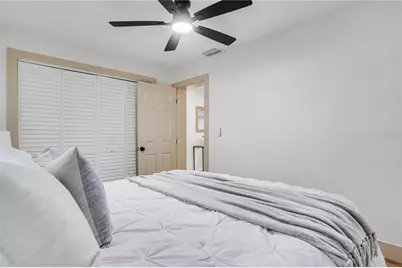 11928 Temple Ct, Seminole, FL 33772 - Photo 27