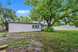 11928 Temple Ct, Seminole, FL 33772 - Photo 35
