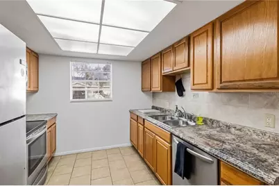 14462 Reuter Strasse Circle #607, Tampa, FL 33613 - Photo 7