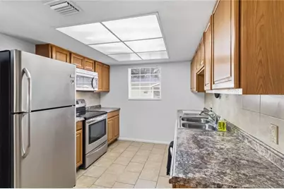 14462 Reuter Strasse Circle #607, Tampa, FL 33613 - Photo 7