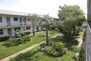5815 18th St N, Saint Petersburg, FL 33714 - Photo 1