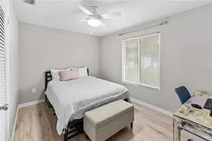 4034 40th Ave N, Saint Petersburg, FL 33714 - Photo 9