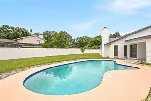 8215 La Serena Dr, Tampa, FL 33614 - Photo 23