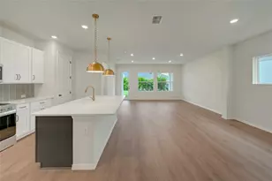 5024 Chapel Row Ave, Apollo Beach, FL 33572 - Photo 3