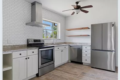 3030 A 5th Street N, Saint Petersburg, FL 33704 - Photo 13