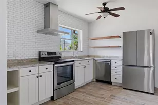 3030 A 5th Street N, Saint Petersburg, FL 33704 - Photo 13