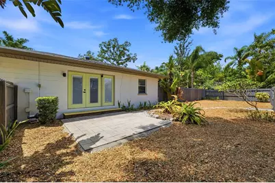 3030 A 5th Street N, Saint Petersburg, FL 33704 - Photo 17