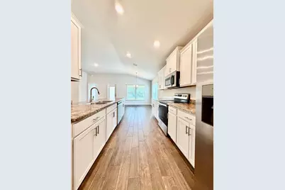 633 W Rexford Drive, Beverly Hills, FL 34465 - Photo 5