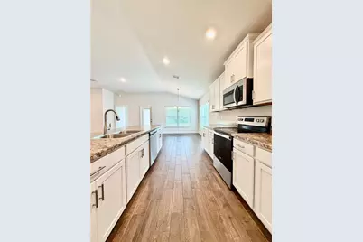 633 W Rexford Drive, Beverly Hills, FL 34465 - Photo 9