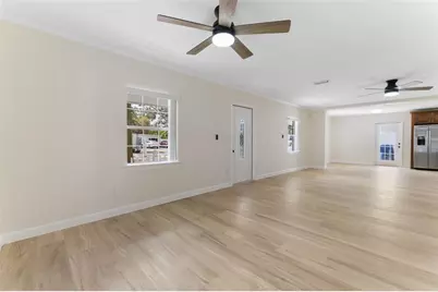 4727 W Bay Vista Avenue, Tampa, FL 33611 - Photo 7
