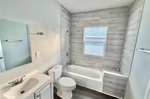 4700 10th Ave S, Saint Petersburg, FL 33711 - Photo 7