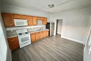 4700 10th Ave S, Saint Petersburg, FL 33711 - Photo 13