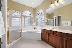 11421 Strathaven Ct, Trinity, FL 34655 - Photo 37