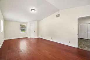 9216 W Robson St, Tampa, FL 33615 - Photo 17