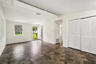 9216 W Robson St, Tampa, FL 33615 - Photo 9