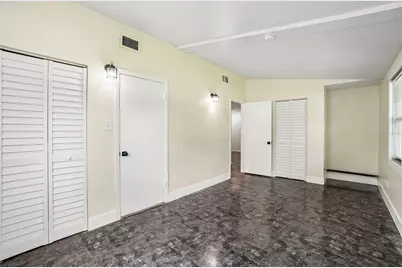 9216 W Robson Street, Tampa, FL 33615 - Photo 23