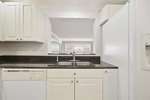 4141 Bayshore Blvd, Tampa, FL 33611 - Photo 7