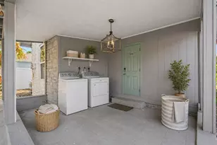 1900 46th St S, Saint Petersburg, FL 33711 - Photo 27
