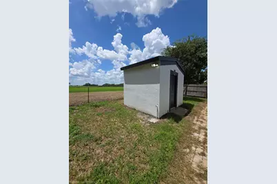 37406 Vista Drive, Dade City, FL 33523 - Photo 19