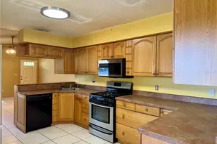 3646 28th St N, Saint Petersburg, FL 33713 - Photo 11