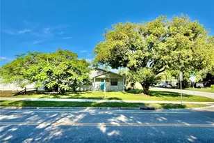 3646 28th St N, Saint Petersburg, FL 33713 - Photo 47