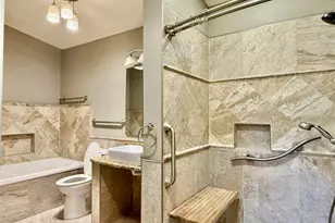 3646 28th St N, Saint Petersburg, FL 33713 - Photo 3