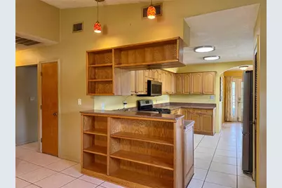 3646 28th Street N, Saint Petersburg, FL 33713 - Photo 17