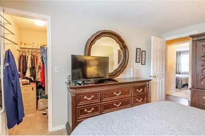 10118 Hunters Point Court, Tampa, FL 33615 - Photo 17
