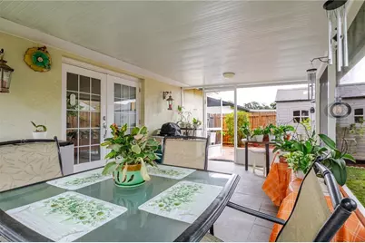 10118 Hunters Point Court, Tampa, FL 33615 - Photo 23