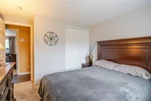 10118 Hunters Point Ct, Tampa, FL 33615 - Photo 11