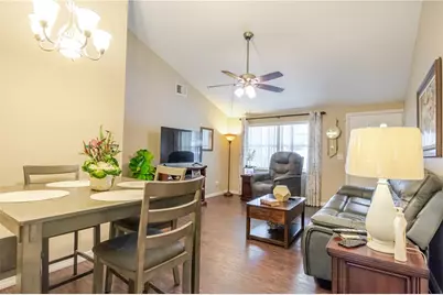 10118 Hunters Point Court, Tampa, FL 33615 - Photo 11