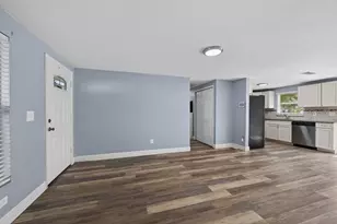 3417 Danny Bryan Blvd, Tampa, FL 33619 - Photo 9
