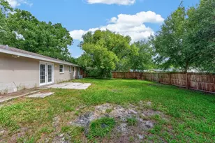3417 Danny Bryan Blvd, Tampa, FL 33619 - Photo 31