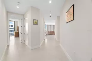 275 1st Ave S, Saint Petersburg, FL 33701 - Photo 7