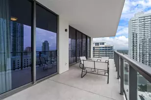 275 1st Ave S, Saint Petersburg, FL 33701 - Photo 15