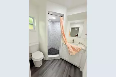 1557 Robinson Drive N, Saint Petersburg, FL 33710 - Photo 21