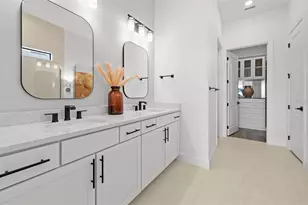 4829 Long Point Run, Lakewood Ranch, FL 34211 - Photo 27