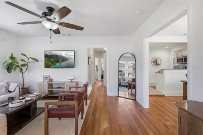 6031 Hobson Street NE, Saint Petersburg, FL 33703 - Photo 11