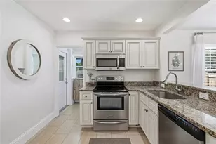 6031 Hobson St NE, Saint Petersburg, FL 33703 - Photo 15