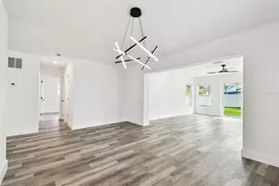 4461 Shore Acres Blvd NE, Saint Petersburg, FL 33703 - Photo 11