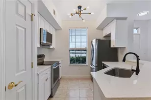 9818 Lake Chase Island Way, Tampa, FL 33626 - Photo 5
