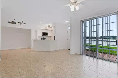 9818 Lake Chase Island Way #9818, Tampa, FL 33626 - Photo 3