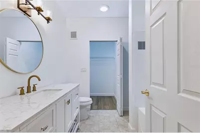 9818 Lake Chase Island Way #9818, Tampa, FL 33626 - Photo 9